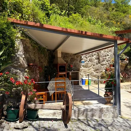 Casa Da Quinta Costa D'alem Geres Дом отдыха Терраш-ди-Бору